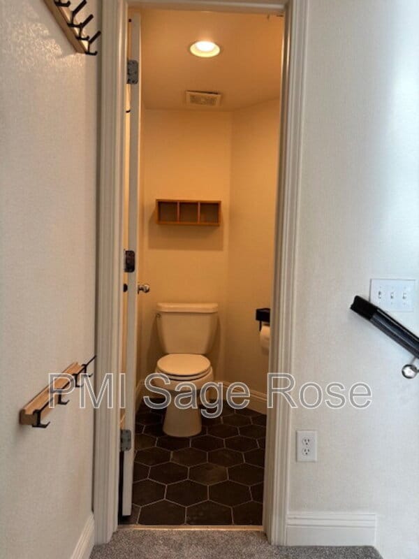 Building Photo - 3127 Sterling Ridge Cir