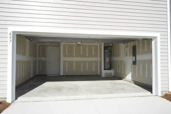 Building Photo - 497 Coconut Dr