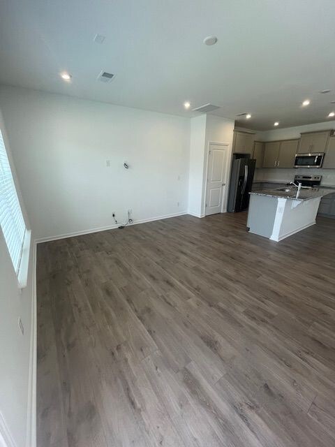 Building Photo - Brand new house in Steele Creek!