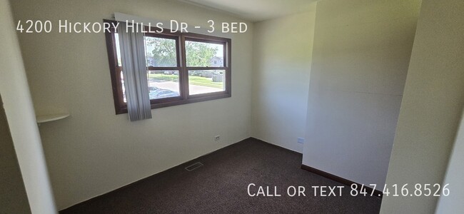 Building Photo - 4200 Hickory Hills Dr