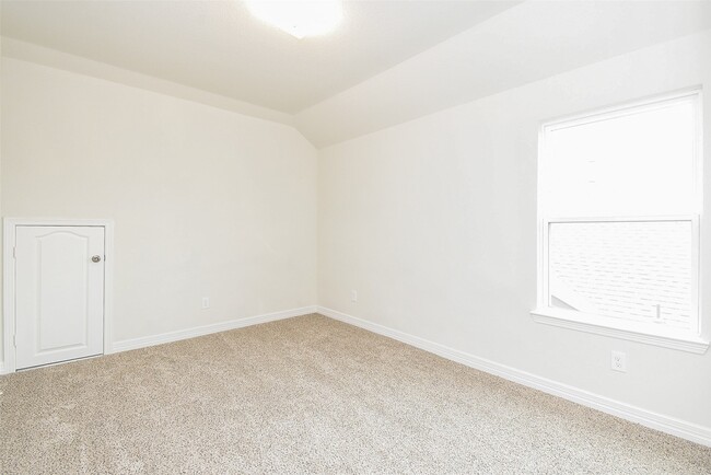 Building Photo - 32426 Fly Fish Wy