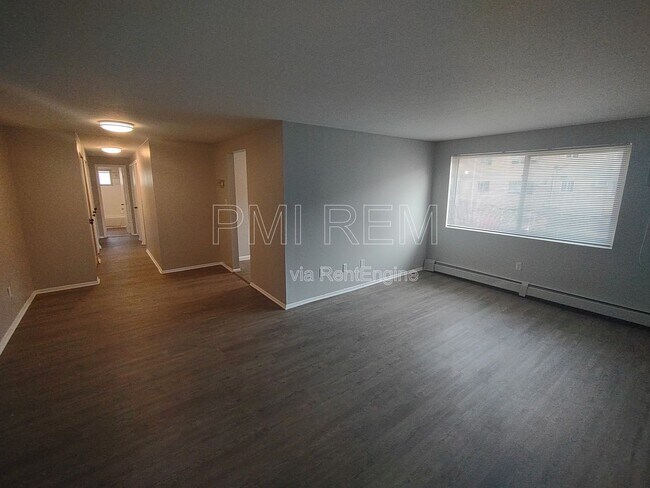 Building Photo - 14403 Triskett Rd