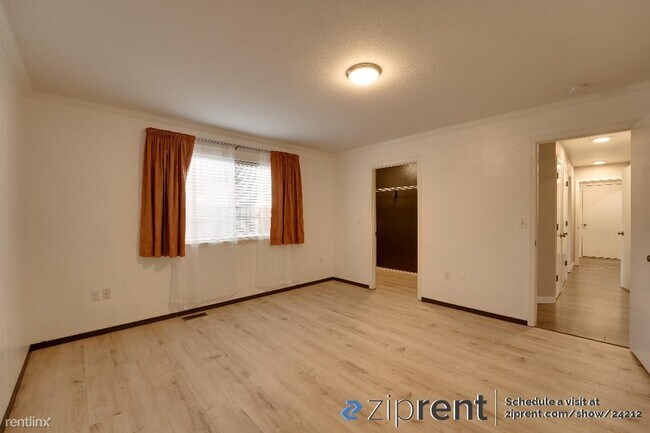 Building Photo - 3 br, 2 bath House - 6117 101st Place Nort...