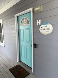 Building Photo - 108 Pelican Dr