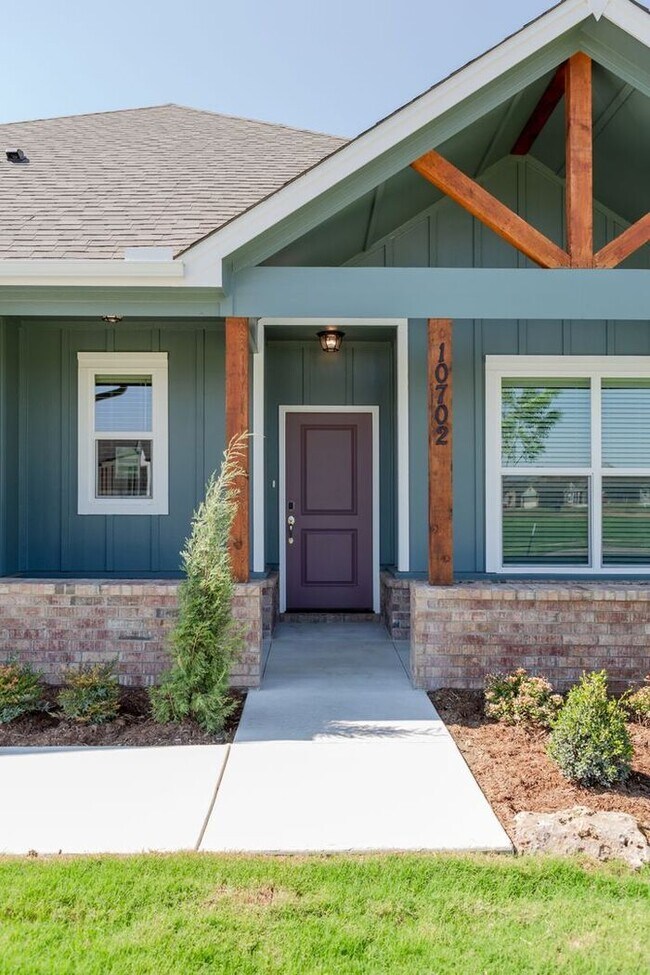 Building Photo - 4/2/2 Dream Home in Owasso!