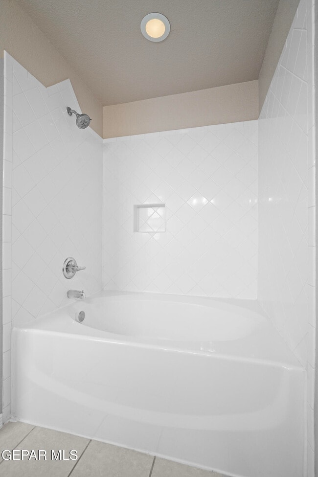 Building Photo - 14417 Delta Point Ct