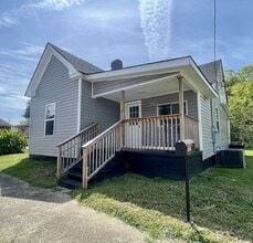 Building Photo - 1808 Citico Ave