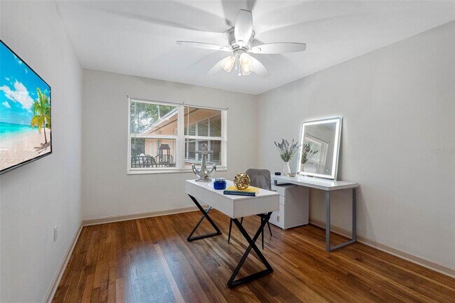 Building Photo - 2201 Park St N