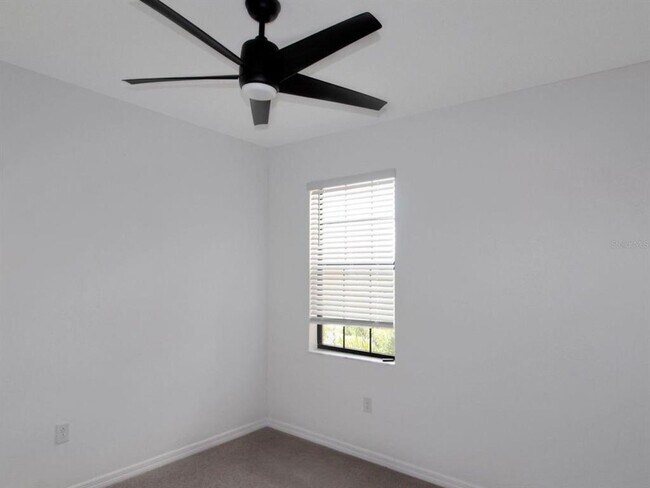 Building Photo - 20411 Lagente Cir