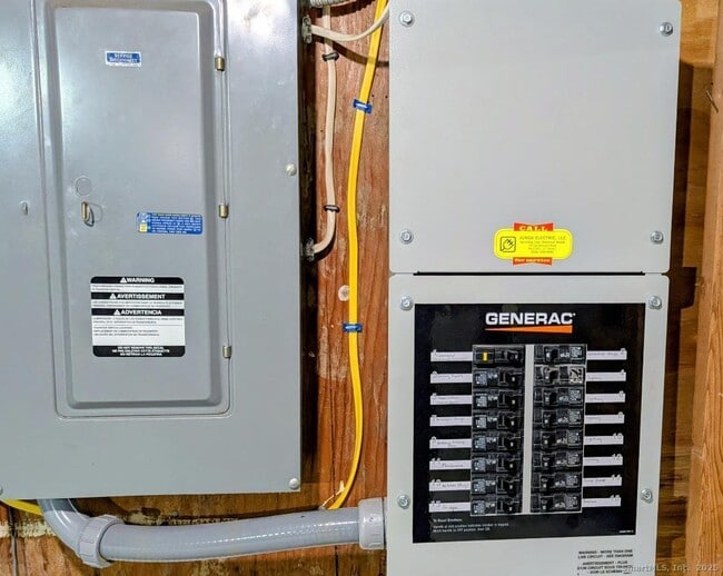 Building Photo - 64 Chatham Ave