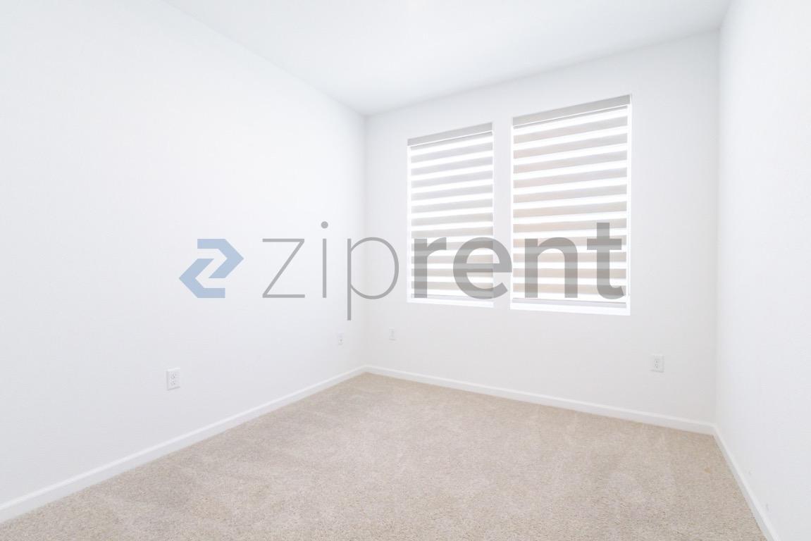 Building Photo - 4013 Trento Wy