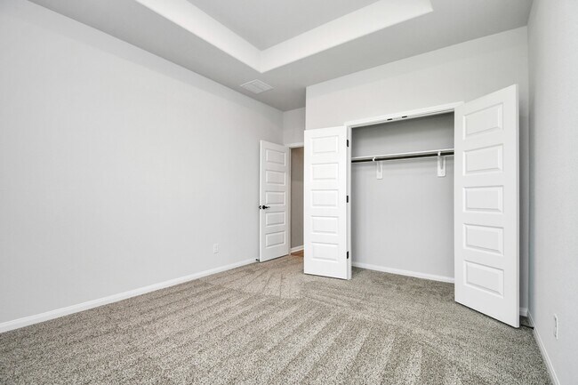 Building Photo - 395 Hunter Rnch Wy