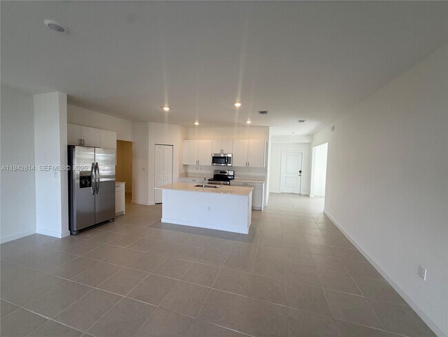 Building Photo - 17341 SW 286th St