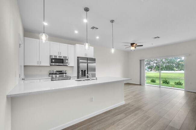 Building Photo - 2549 Slim Haywood Ave