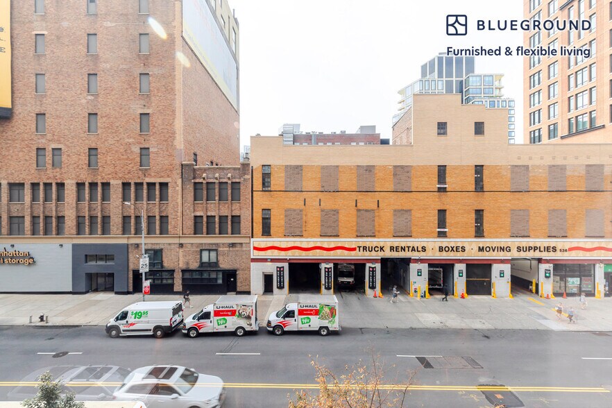 Building Photo - 535 W 23rd St