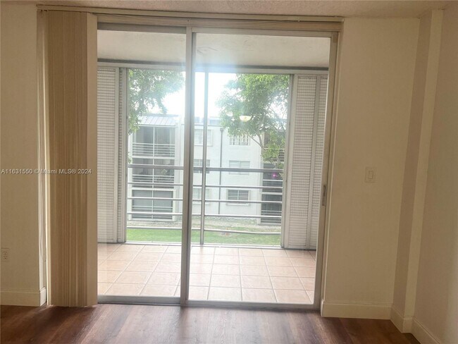 Building Photo - 14150 SW 84th St