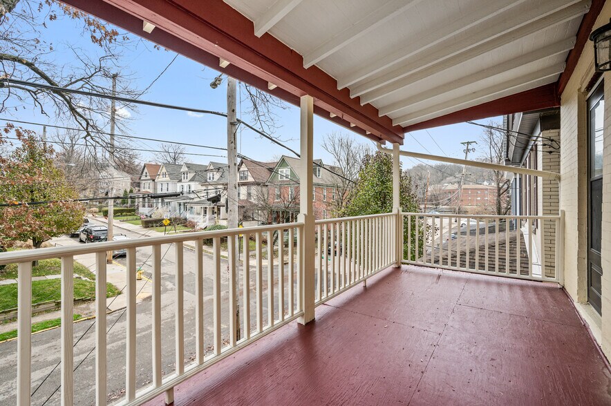 Building Photo - 316 Laurel St