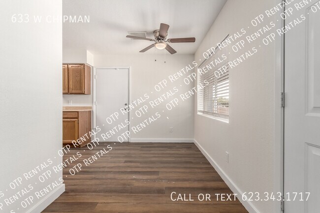 Building Photo - 633 w chipman-