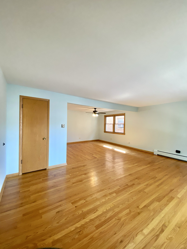 Building Photo - 8629 W Summerdale Ave