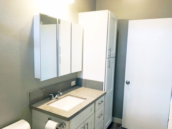 Building Photo - 860 Halula Pl