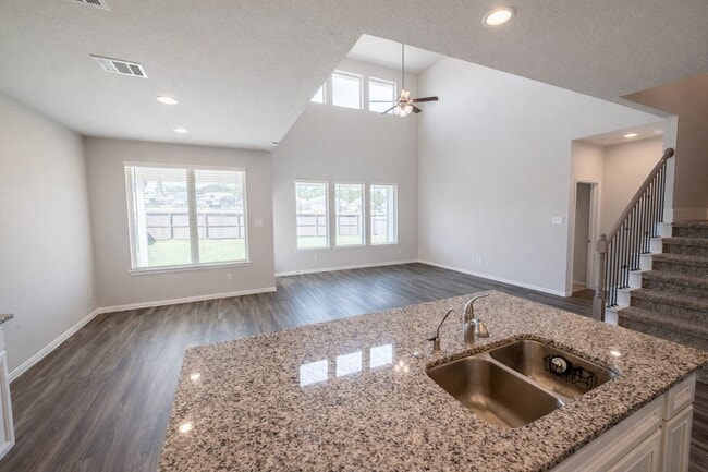 Building Photo - 1258 Sandstone Hls Dr