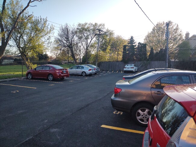 Building Photo - 8500 Waukegan Rd