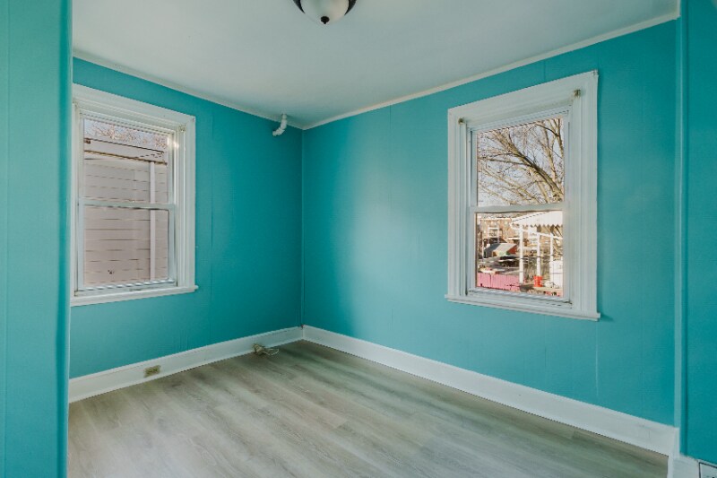 Building Photo - 619 N Lincoln St