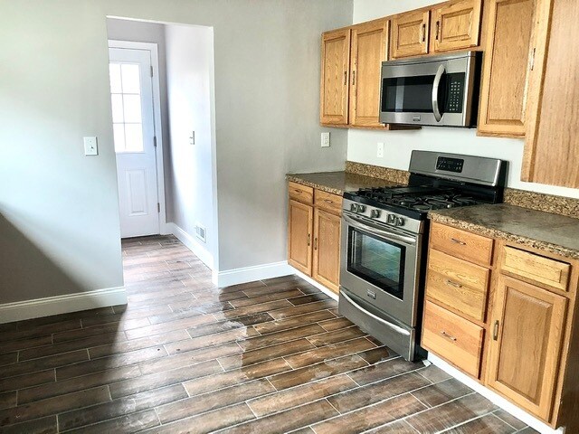 Building Photo - 36 Lexington Ave