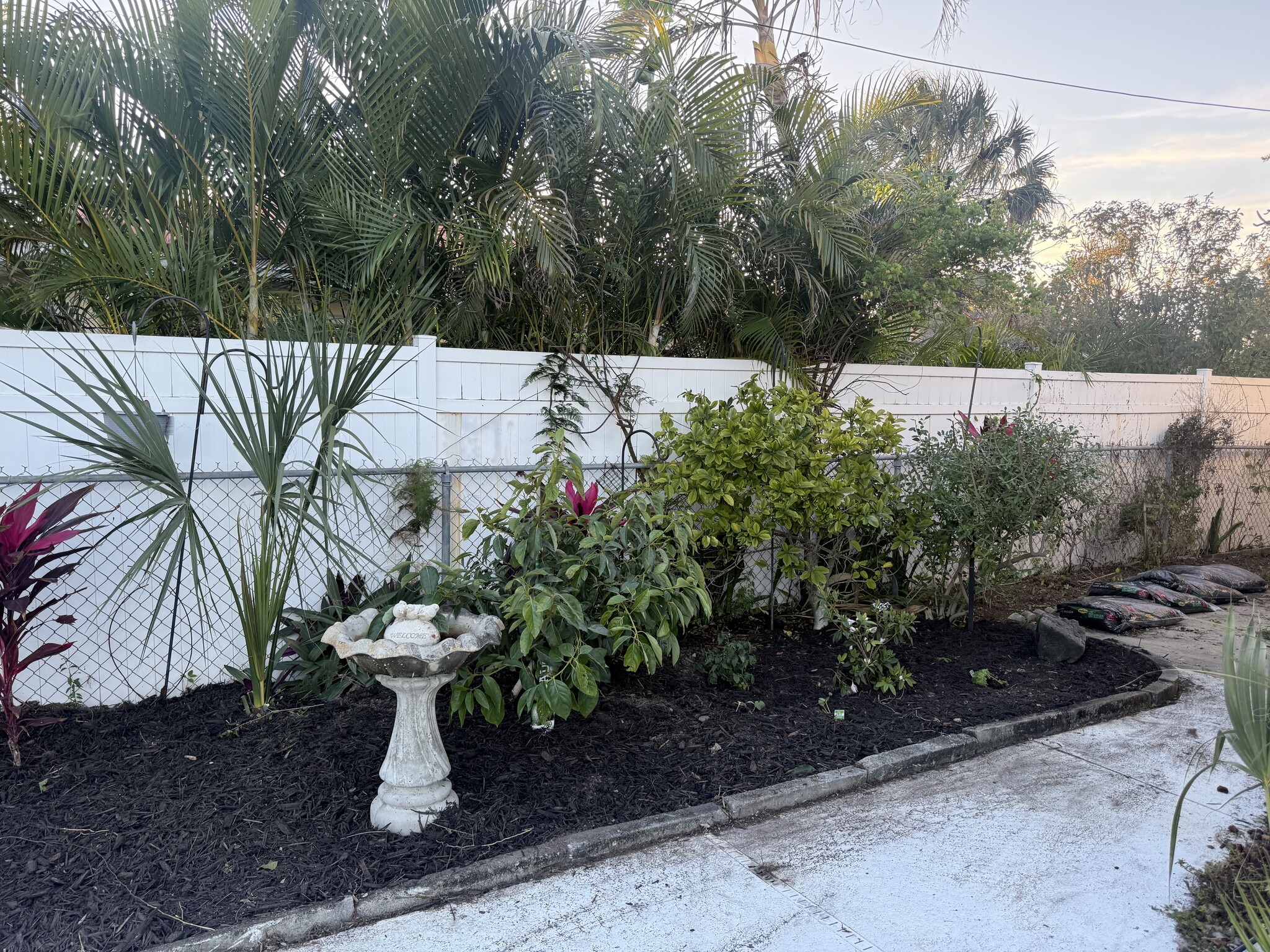 Building Photo - 490 82nd Ave