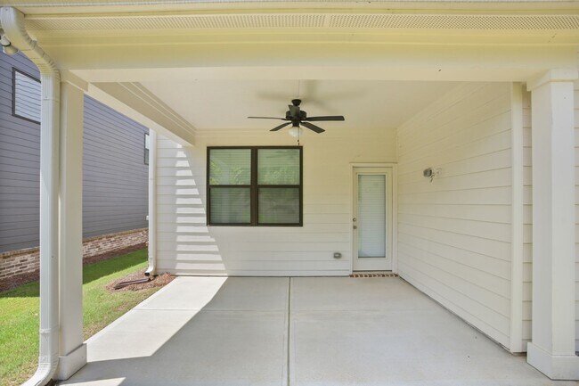 Building Photo - 3411 Adler Trl