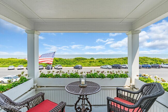 Building Photo - 1612 Ocean Ave N