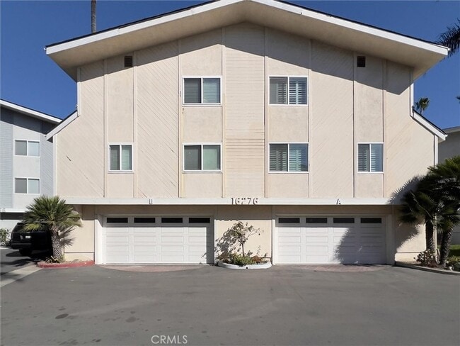Building Photo - 16276 Pacific Cir