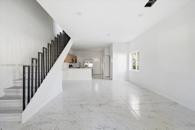 Building Photo - 1126 NW 28 Unit 1126, Miami, FL 33127
