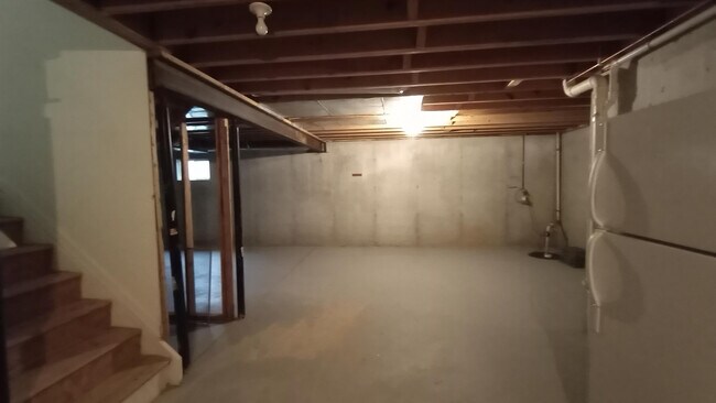 Building Photo - 8246 Maineville Rd