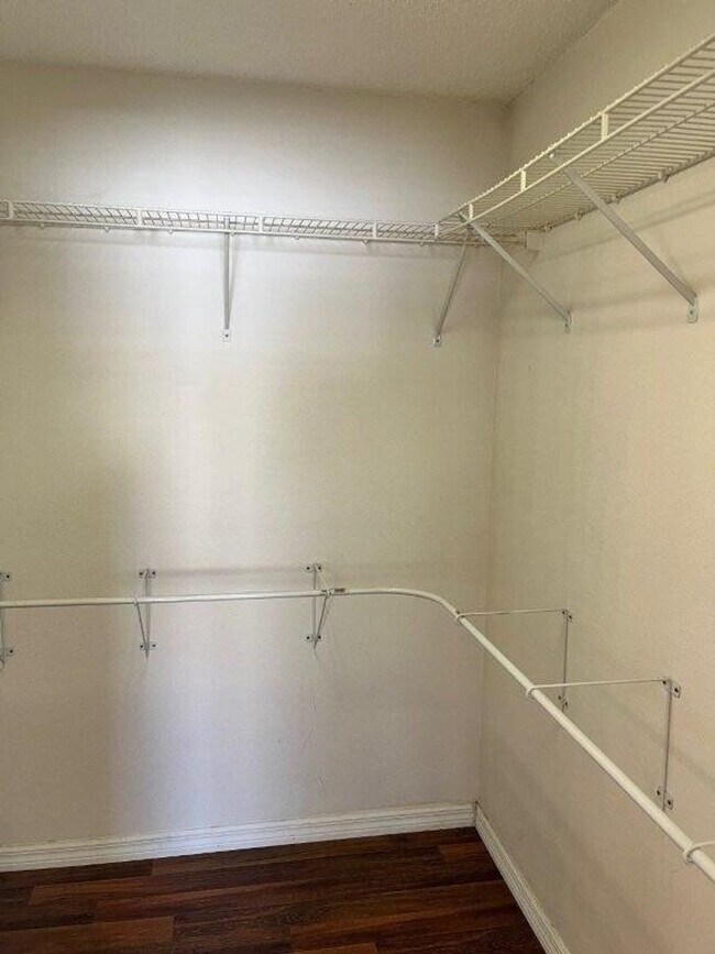 Building Photo - 5721 Rywood Dr