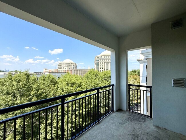 Building Photo - T.R. Lawing Realty Property