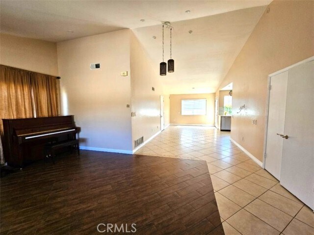 Building Photo - 6502 Shenlyn Dr