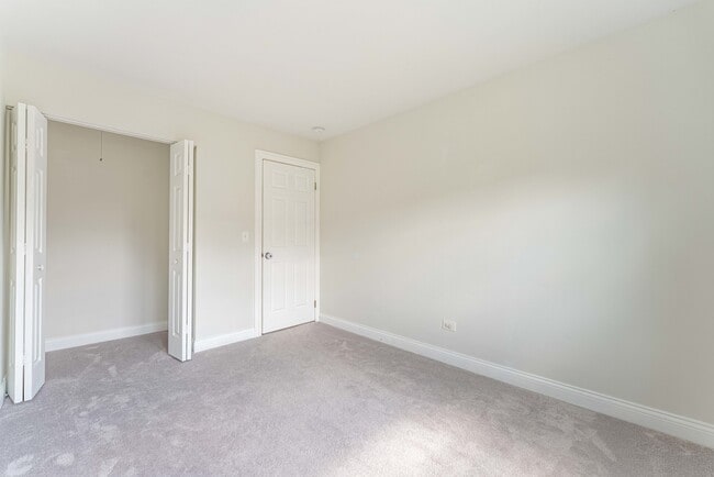 Building Photo - 1430 Ash Ct