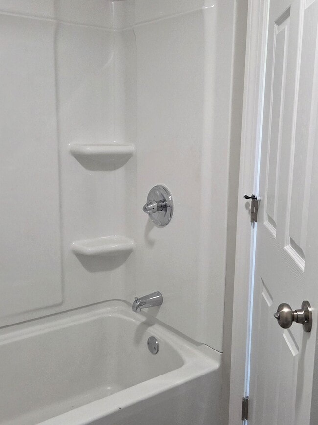 Building Photo - 16 Preston St