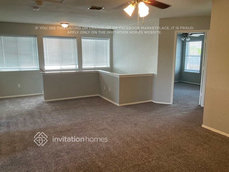 Building Photo - 1605 Forest Oaks Way