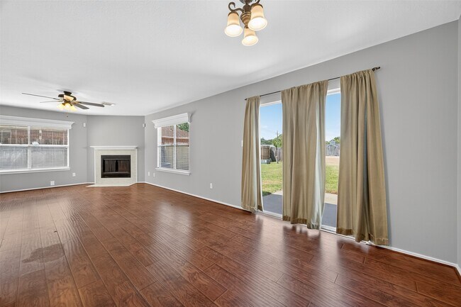 Building Photo - 1107 Pennygent Ln
