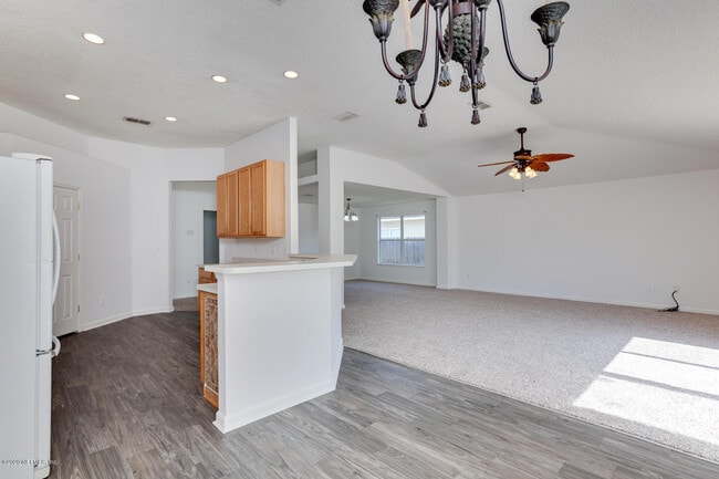 Building Photo - 8614 Derry Dr