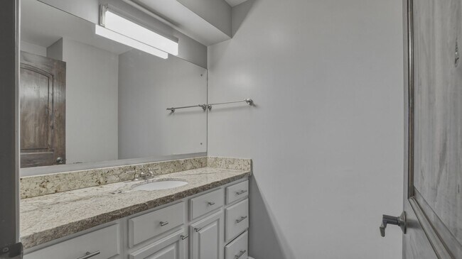 Building Photo - Wasatch Blvd Gem!! Hot Tub, Sauna, & Trails in Top SLC Location