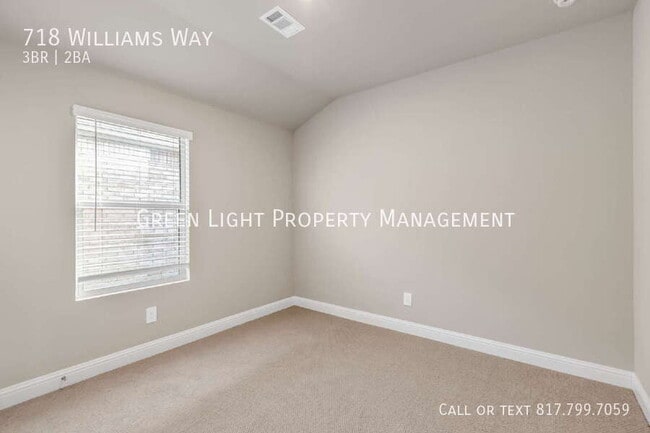 Building Photo - 718 Williams Wy