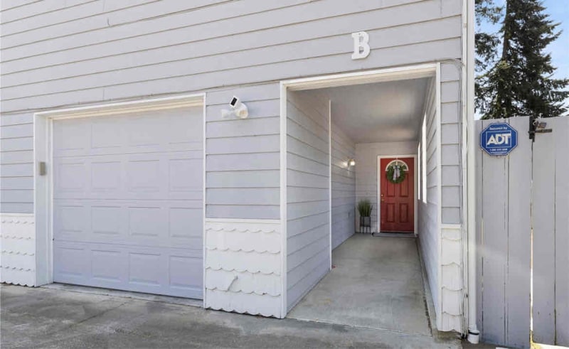 Building Photo - 3615 Auburn Way S