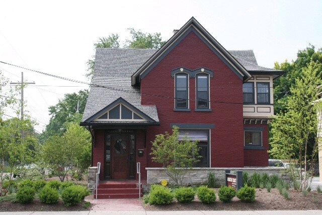 Primary Photo - 838 Cherry St SE