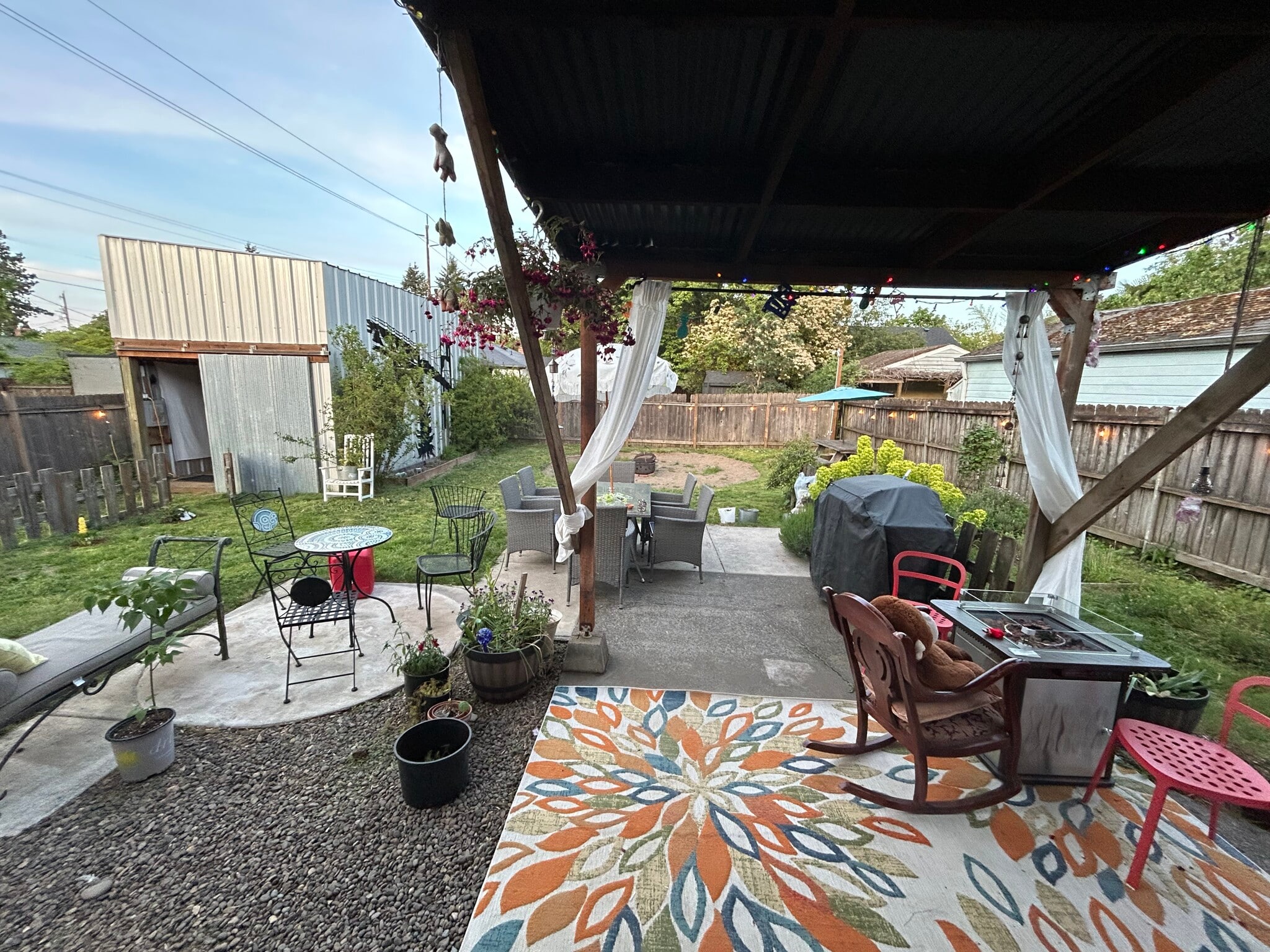 Building Photo - 8828 N Hodge Ave