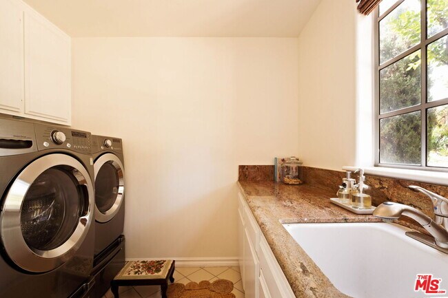 Building Photo - 3826 Marks Rd