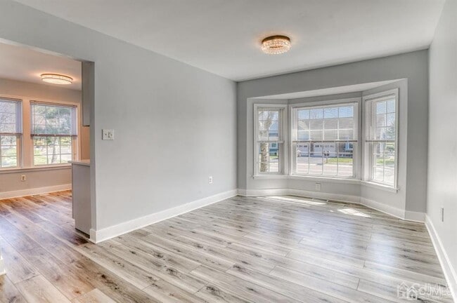 Building Photo - 137 Concordia Cir