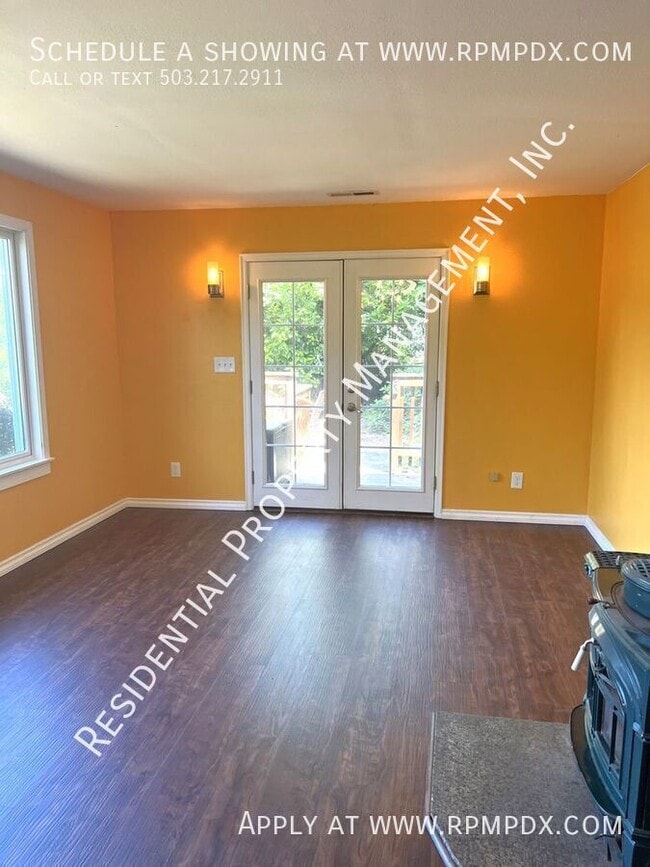 Building Photo - 4512 SW Fairvale Ct